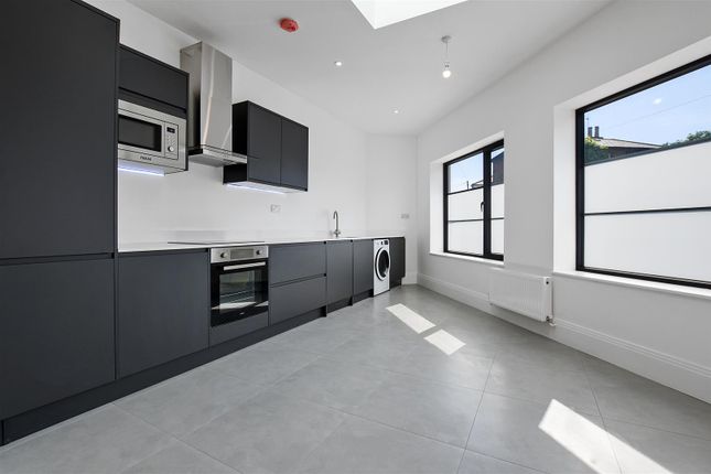 4, Albion House, Albion Road, Twickenham photo 4