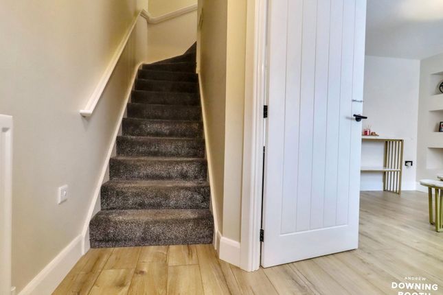 71 Aspen Road, Wolverhampton photo 4