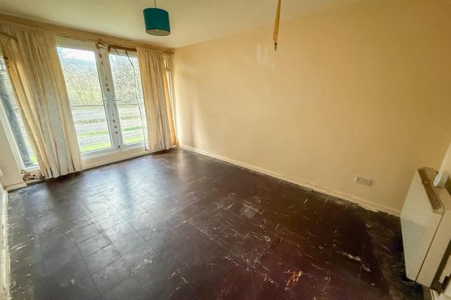 Flat 20, Lanark Court, Hamsey Close, Eastbourne photo 2