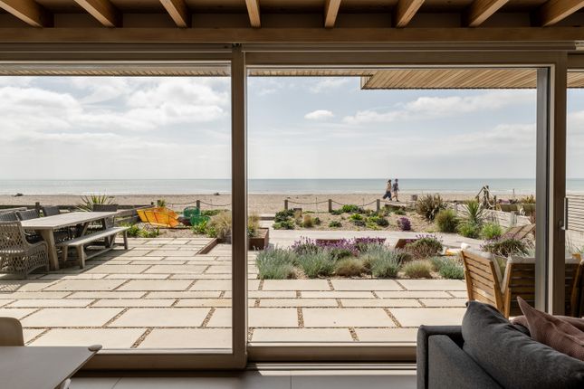 279944 - 20250424-The-Sea-House_Camber_Tmh-38_Hi_Res.Jpg