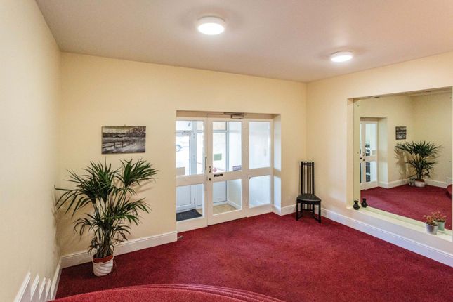 Flat for sale in 59 South Promenade, Lytham St. Annes