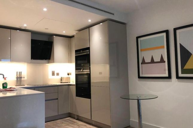 Apartment 1903, Wiverton Tower, London photo 3