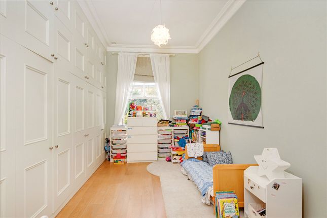 Flat for sale in Brondesbury Road, London