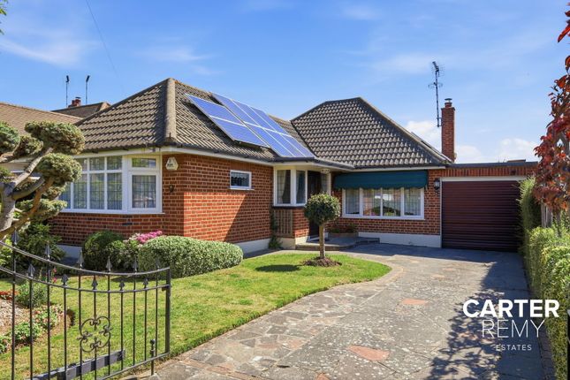 50, Chelsworth Crescent, Southend-on-sea photo 4