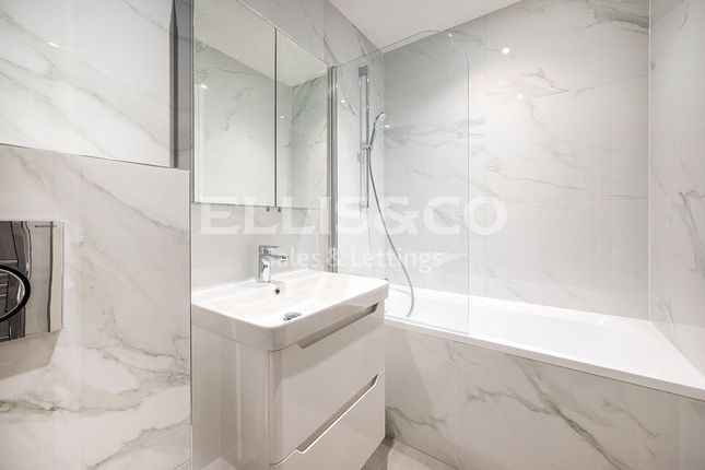 Flat 8, 1250, High Road, Whetstone photo 3