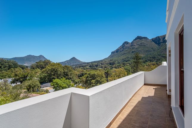 Town house for sale in Northoaks, Hout Bay, Cape Town, Western Cape, South Africa
