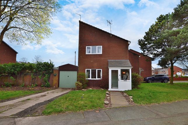 Semi-detached house to rent in Cornfield, Pendeford, Wolverhampton