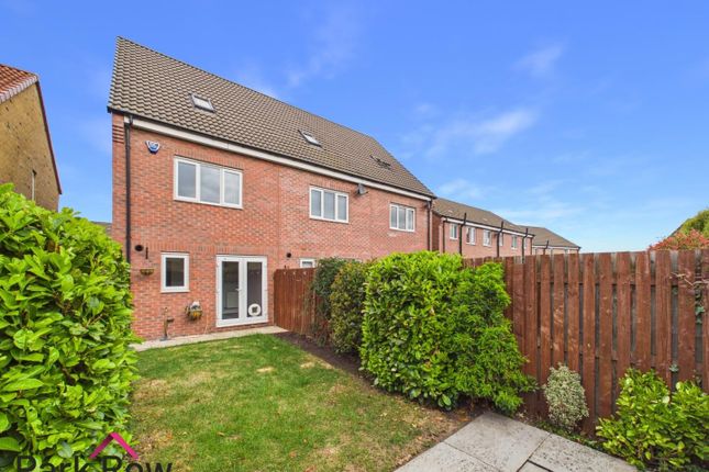 50, Braeburn Road, Leeds photo 3