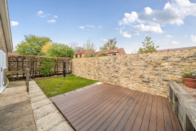 Horseshoe Cottage, Church Lane, Lincoln photo 4