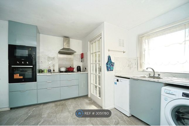 A Seaview Road, Brighton photo 5