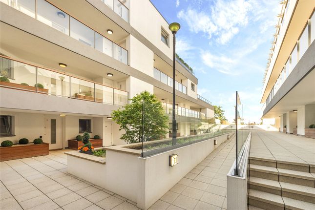 Flat for sale in Titan Court, 1 Flower Lane, Mill Hill, London