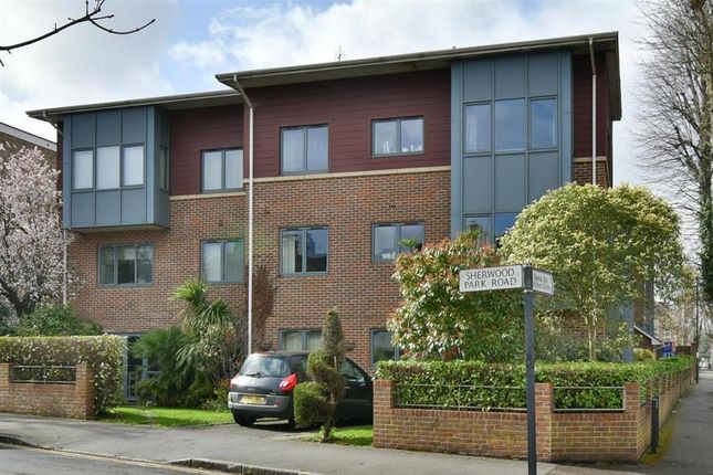 Flat for sale in Western Road, Sutton, Surrey