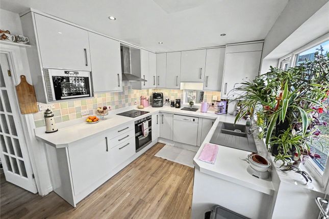 11, Scotland Way, Leeds photo 2