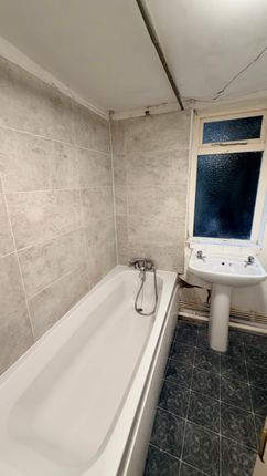 31B, Augusta Gardens, Folkestone photo 4