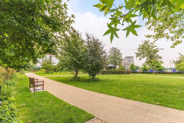 Flat for sale in Aviation Drive, Colindale, London
