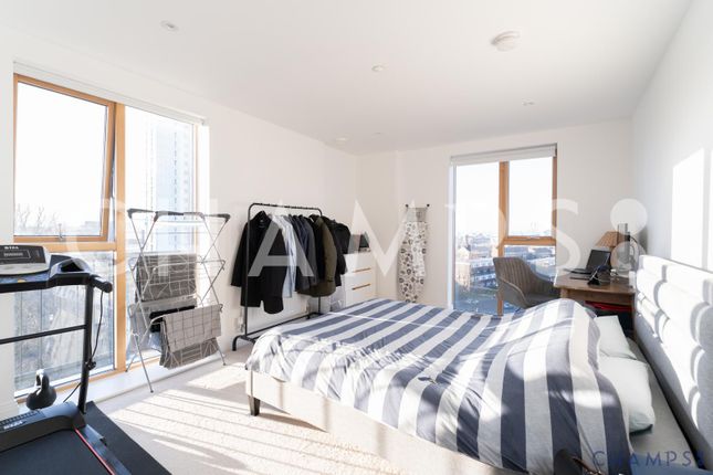 Flat 803 Weston Point, 49 Wellington Street, Woolwich, LONDON photo 2