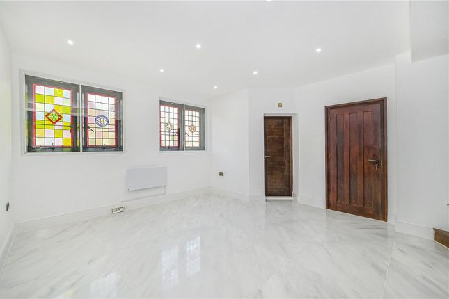 Flat 1, Jenkins Chapel House,, Village Square, London photo 5