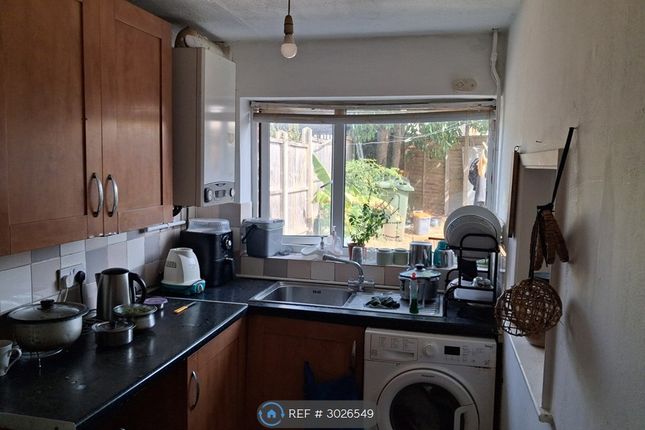Oak Crescent, Leicester photo 5