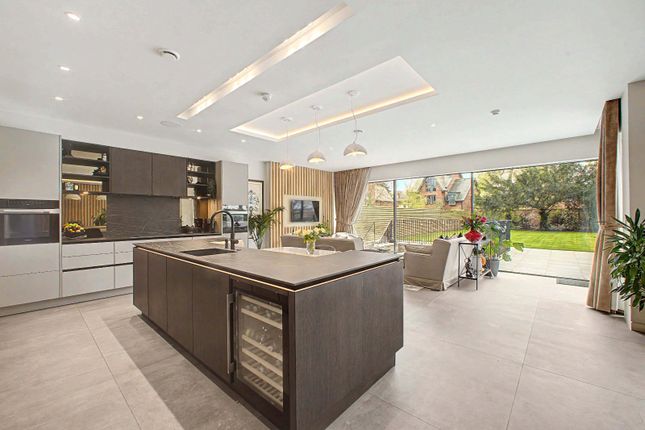 21,, Didsbury Park, Greater Manchester photo 3