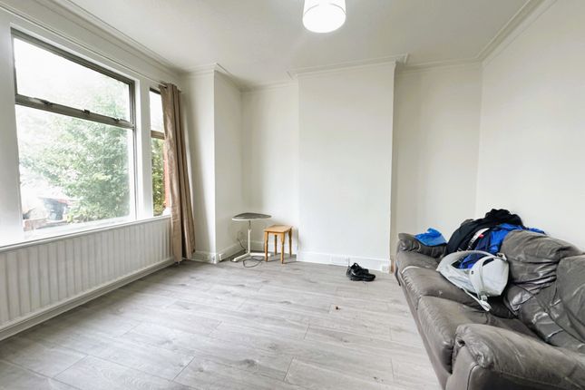 Terraced house to rent in Undine Street, London