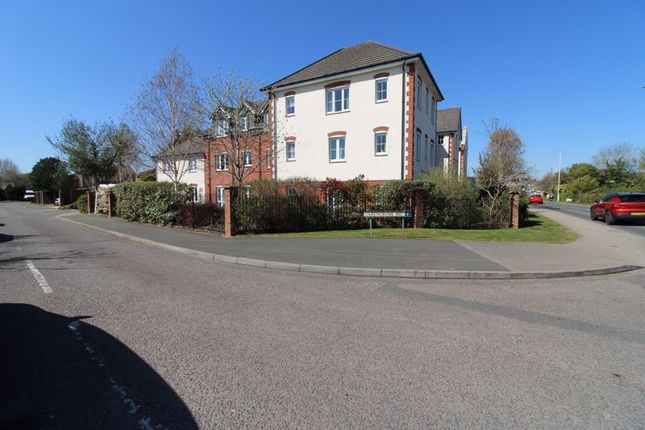 Property for sale in Penn Road, Hazlemere, High Wycombe