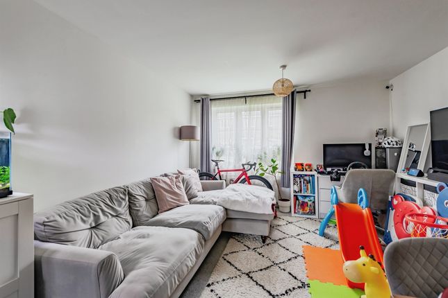 2 Poethlyn House, 2 Flowers Road photo 4