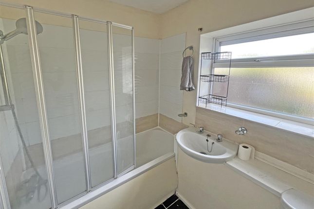 6, Winifreds Drive, Telford photo 4