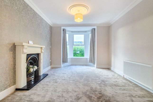 39,Governors Road, Onchan photo 3