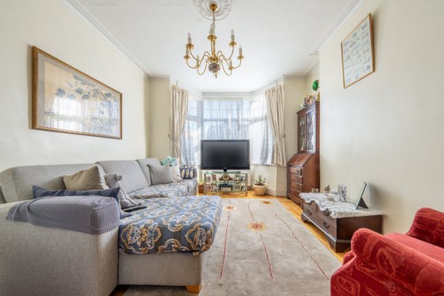 End terrace house for sale in Hillview Gardens, London