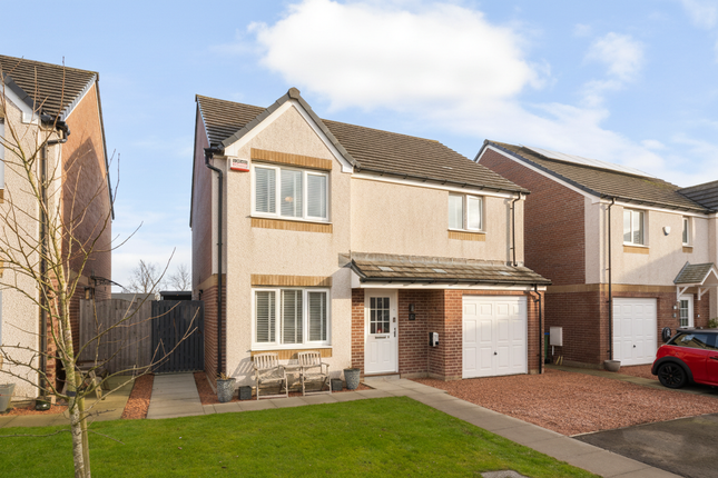 4-bed house on 13, Fusilier Walk, Stewarton, £285,000