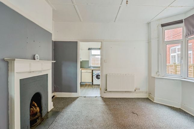 937A,, Wimborne Road, Dorset photo 3