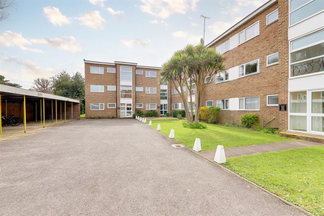 Thumbnail Flat for sale in Llandaff Court, Downview Road, Worthing