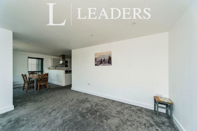 Flat 2, Loa Court, 7 Macauley Drive photo 2