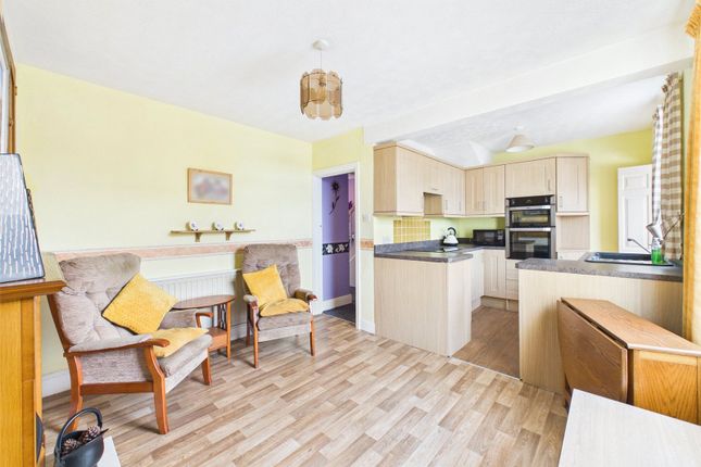 2, Fairfield Road, Cornwall photo 3