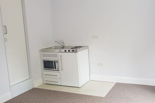 Studio to rent in Princess Road, Bournemouth