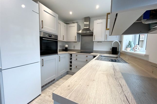 8, Tivoli Way, Blandford Forum photo 3