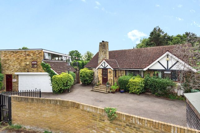 Thumbnail Detached house for sale in 10 The Crescent, Shepperton