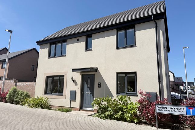 44 Gwern Gwynfael, Cardiff photo 2