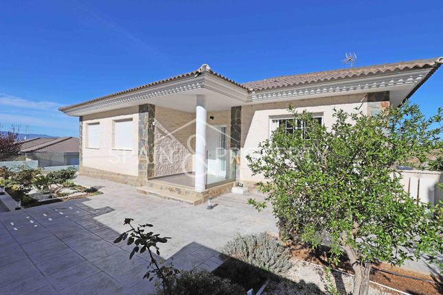 Villa for sale in Calicanto, Torrent, Valencia (Province), Valencia, Spain