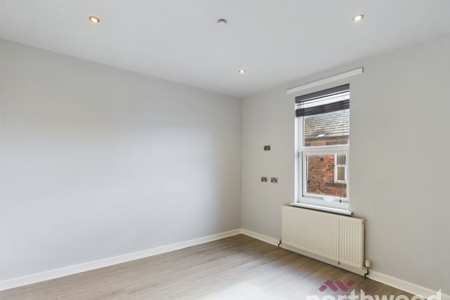 Flat 4, 26, Swinley Road, Wigan photo 4