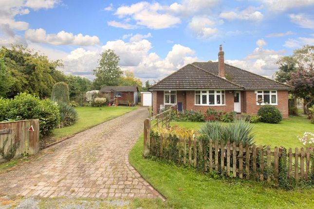 Bungalow for sale in Orchard Way, Pitstone, Leighton Buzzard