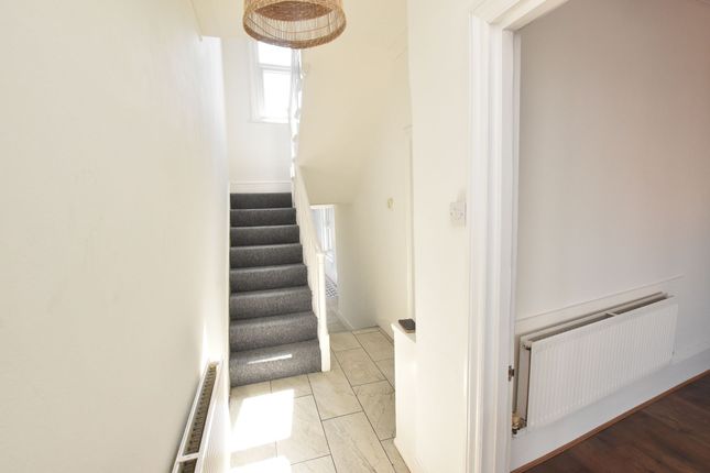 9a Clifton Gardens, Margate photo 4