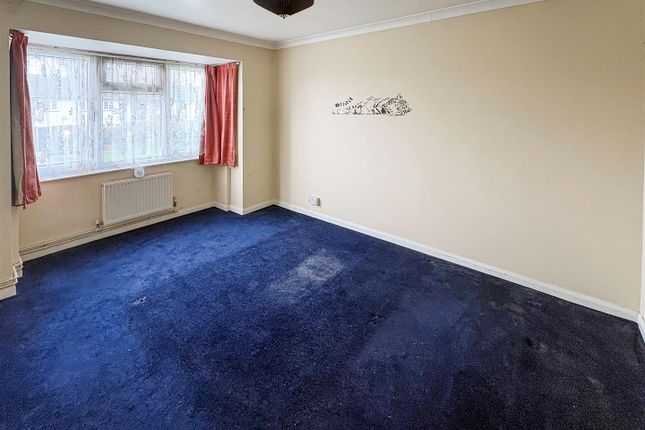28, Allangate Drive, Rustington Littlehampton photo 4