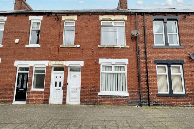 Thumbnail Flat for sale in Hedworth Lane, Boldon Colliery