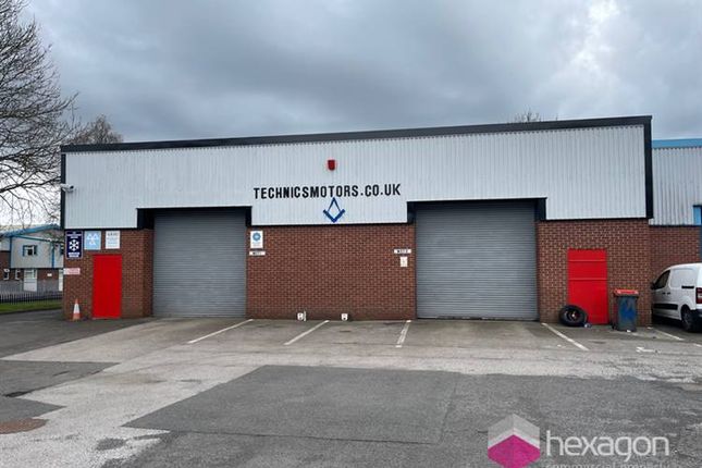 Light industrial to let in Bays 3 &amp; 4, Building 7, The Woodsbank Trading Estate, Woden Road West, Wednesbury