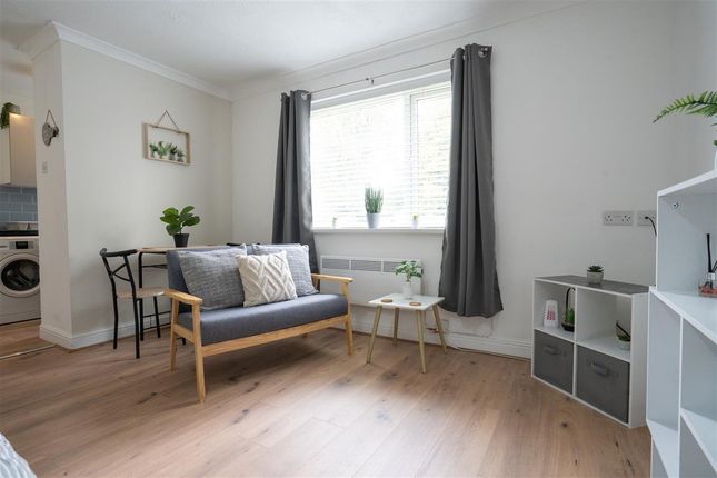 18, Rudyngfield Drive, Birmingham photo 4