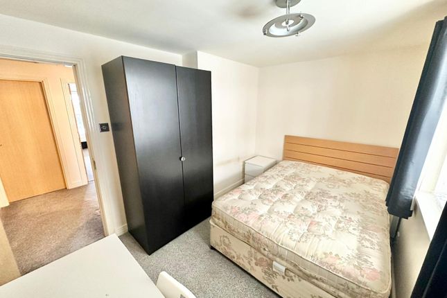 Room to rent in Wharfside Street, Birmingham