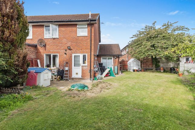 Thumbnail Semi-detached house for sale in Hyde Close, Newport Pagnell