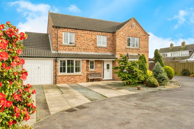 Detached house for sale in Pudding &amp; Dip Lane, Doncaster