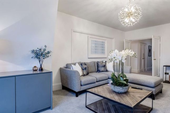 Flat to rent in Strathmore Court, Park Road, St John's Wood